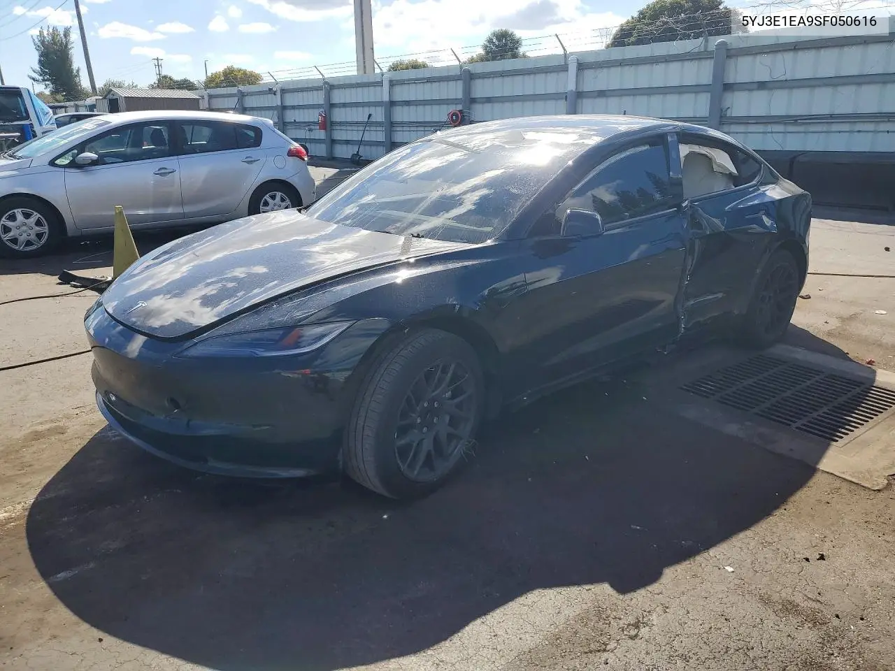 Tesla Model 3 (I)