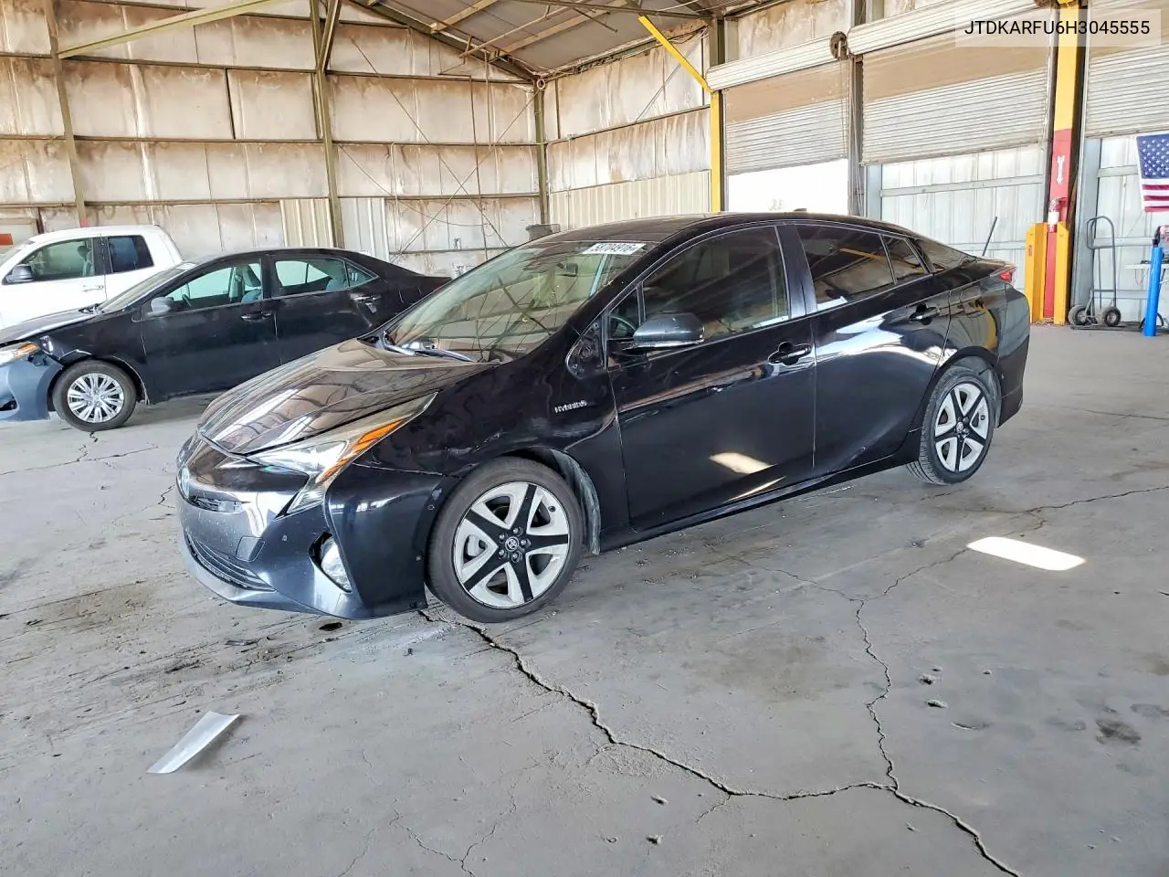 Toyota Prius (XW50)