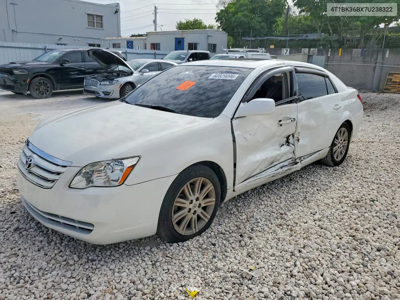 Toyota Avalon (III)