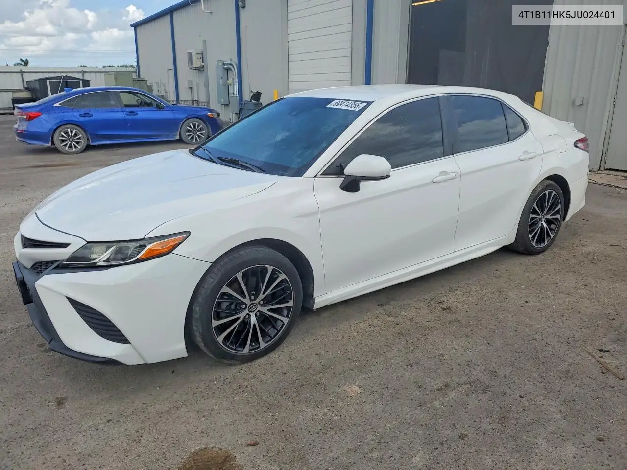 Toyota Camry (XV70)