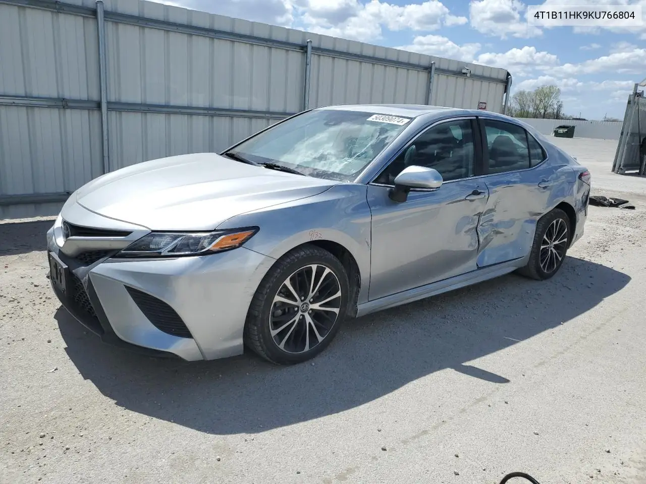Toyota Camry (XV70)