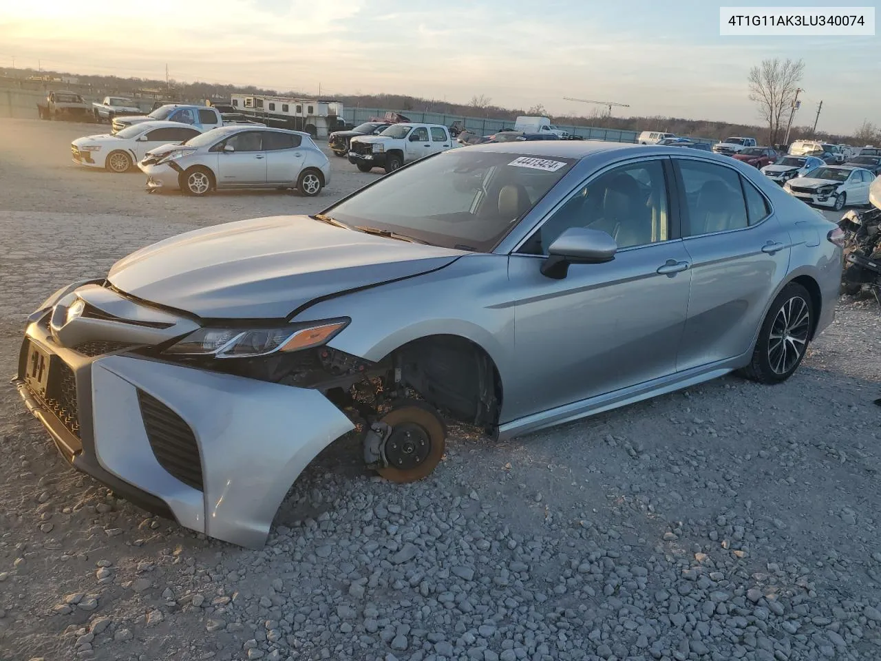 Toyota Camry (XV70)