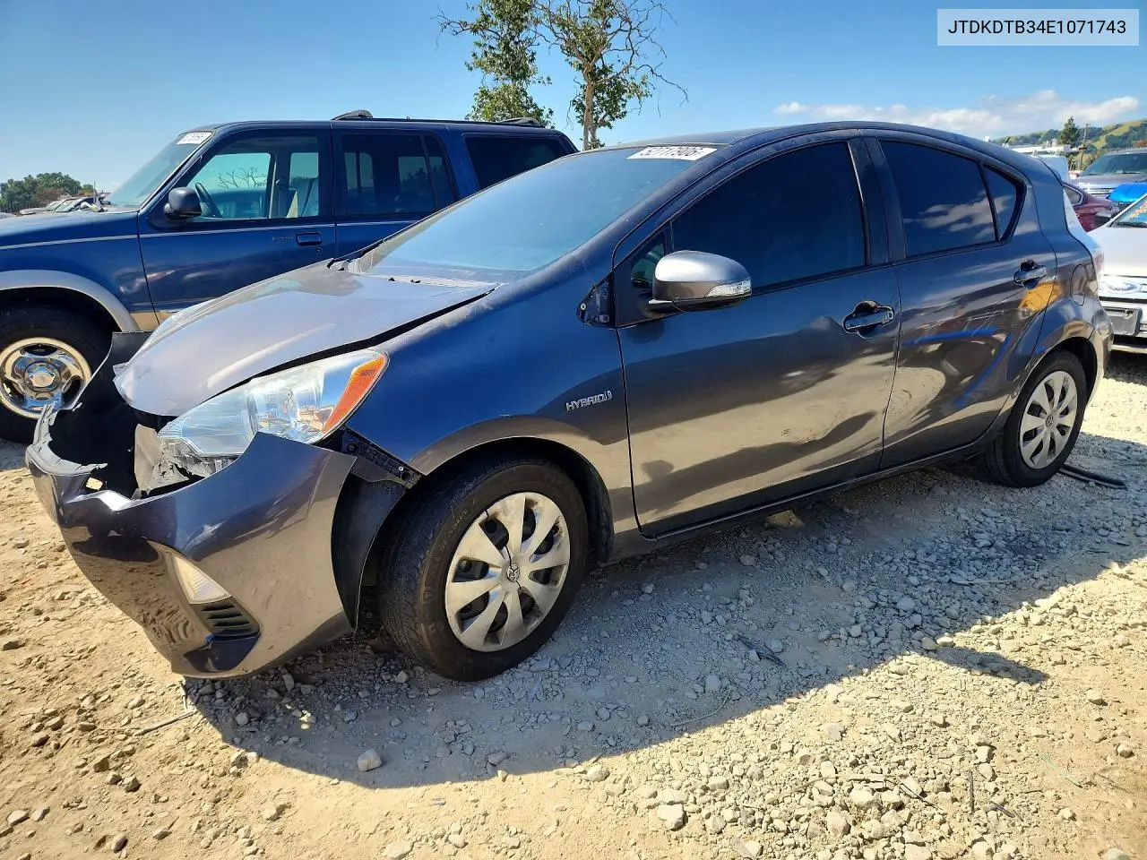 Toyota Prius c (XW30)