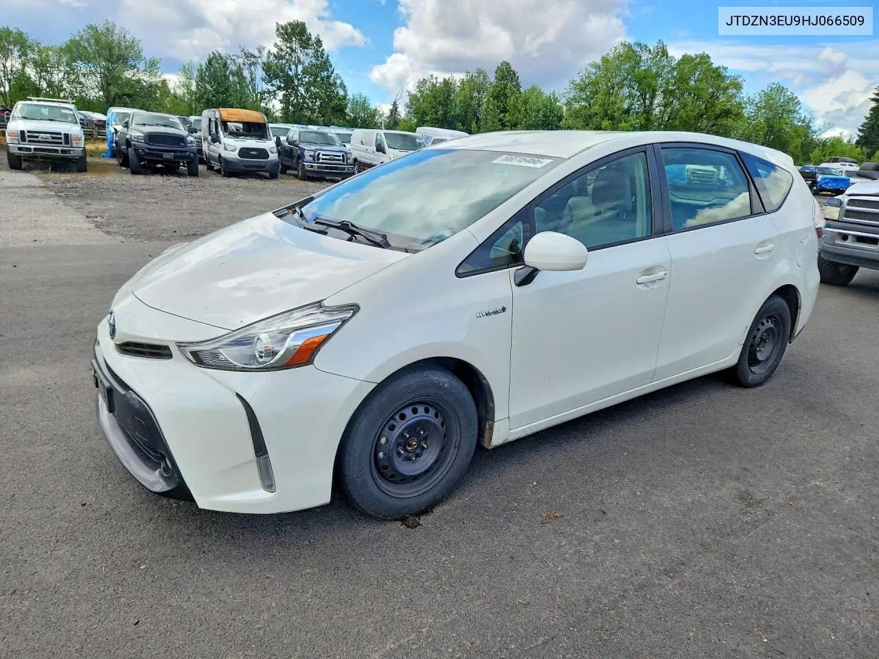 Toyota Prius (XW50)
