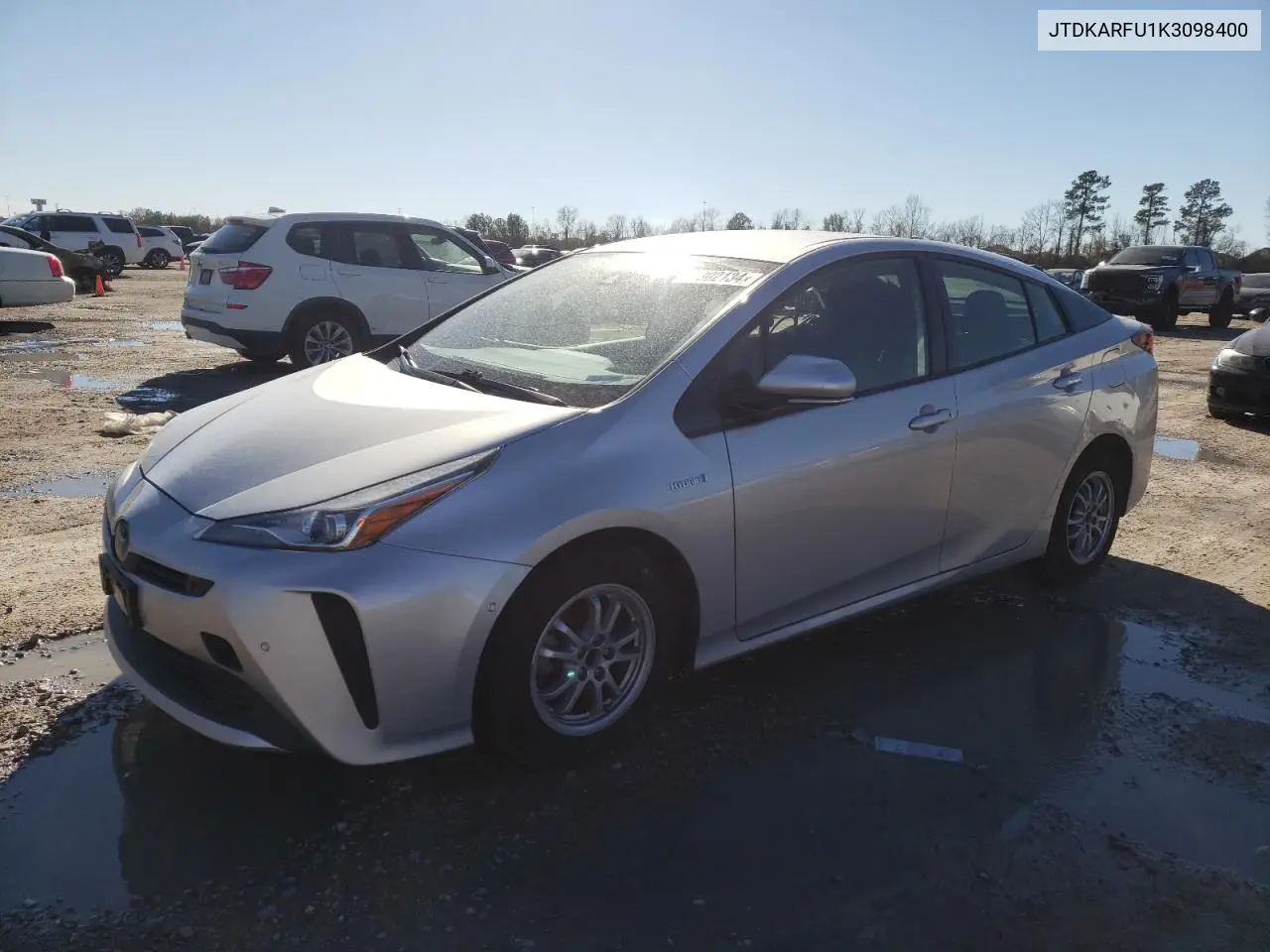Toyota Prius (XW50)