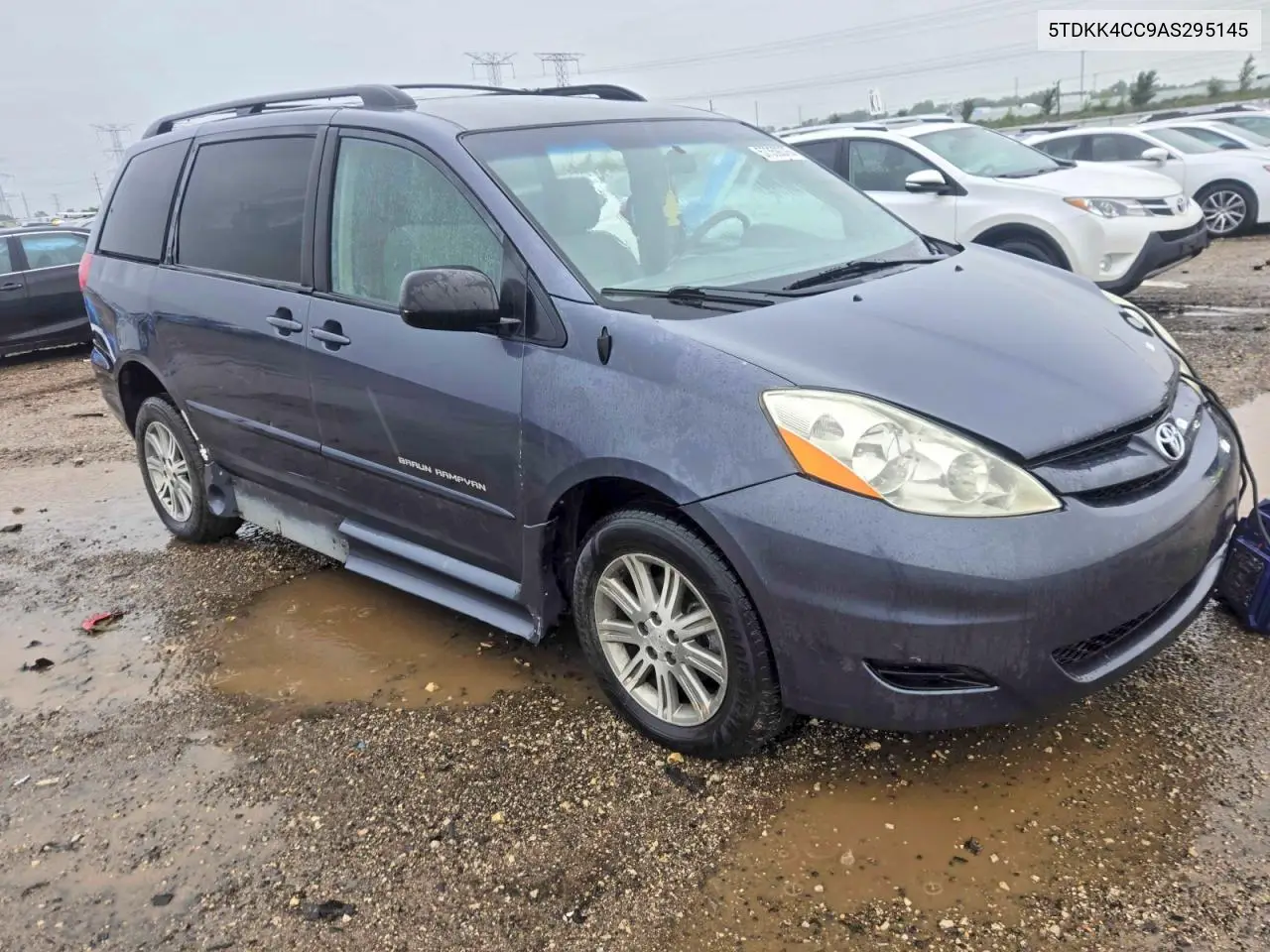 Toyota Sienna (II)