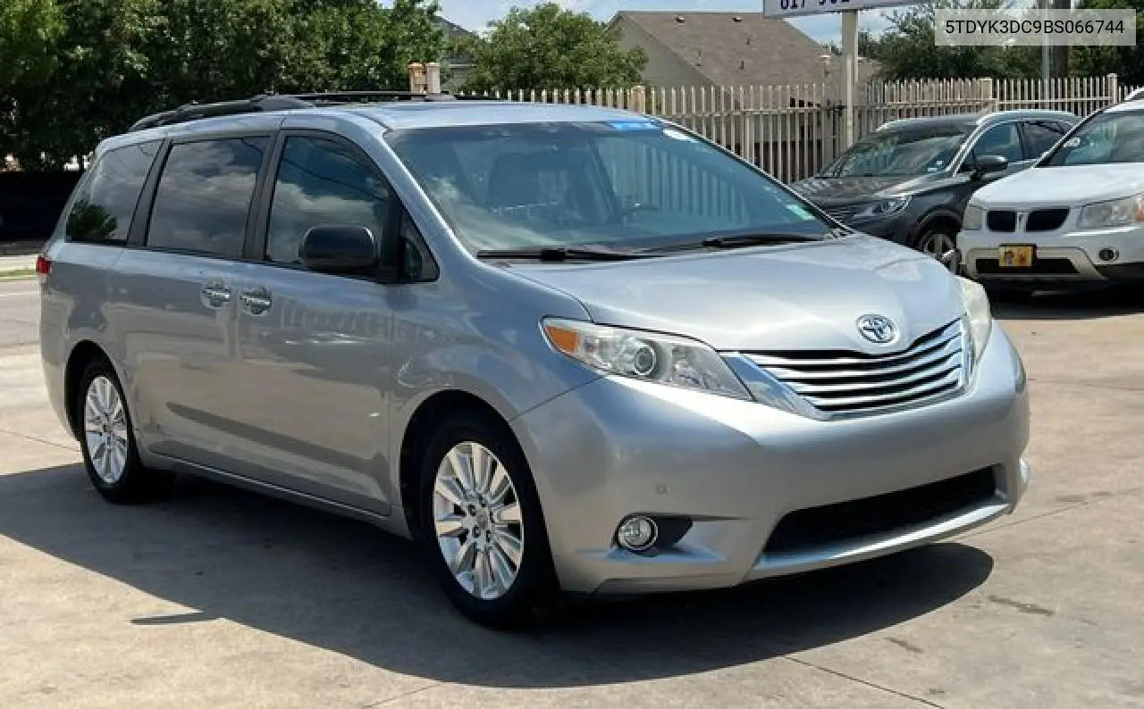 Toyota Sienna (III)