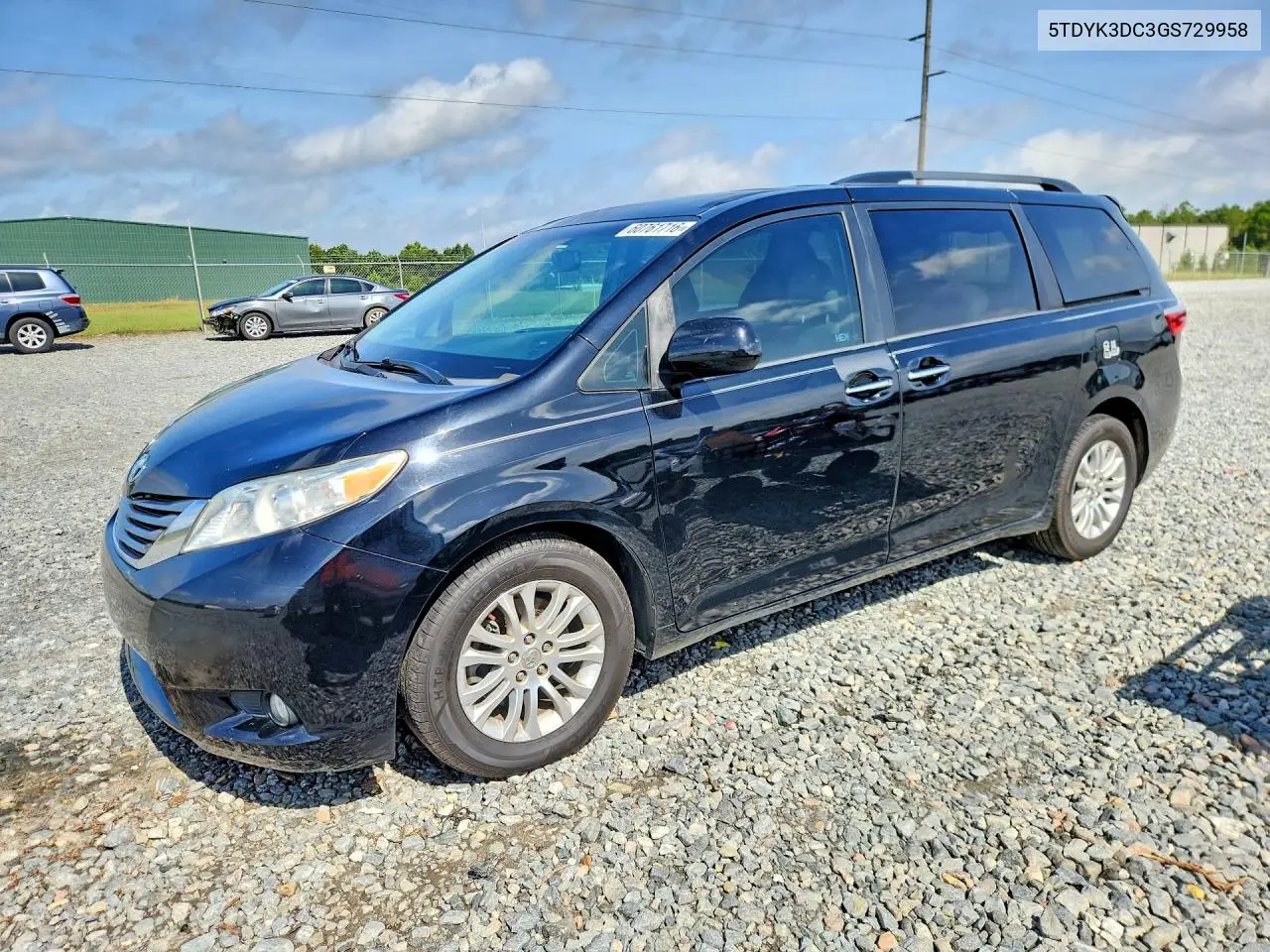 Toyota Sienna (III)