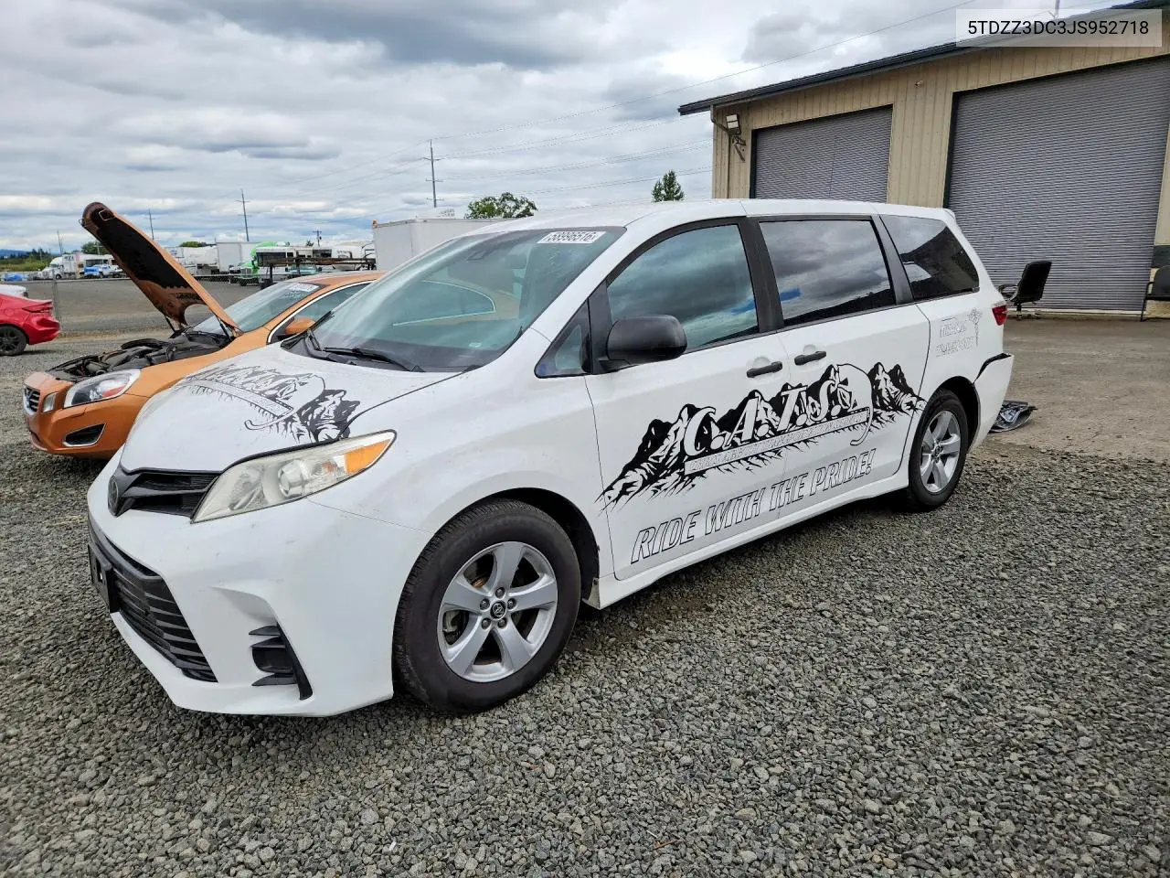 Toyota Sienna (III)