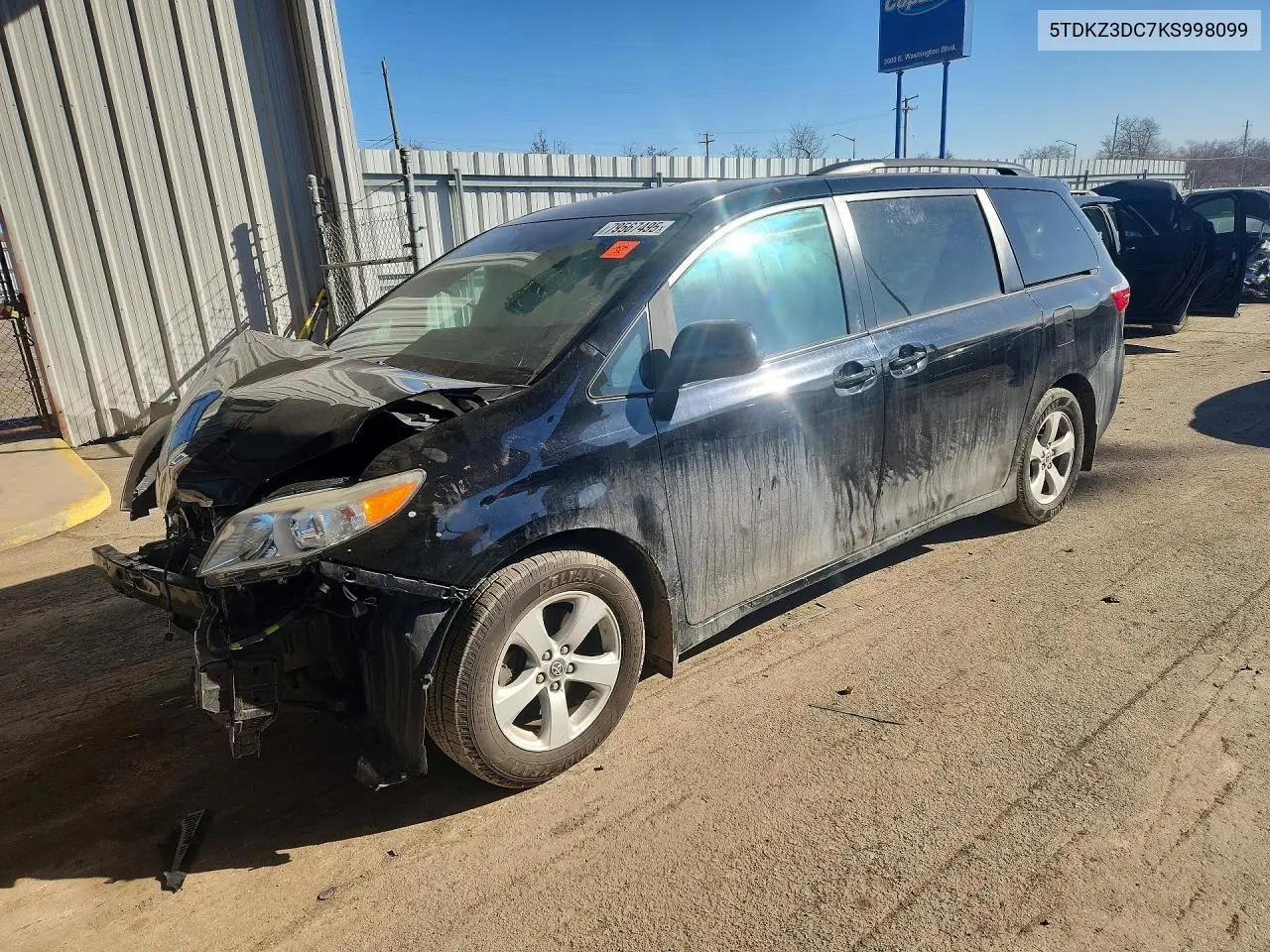 Toyota Sienna (III)