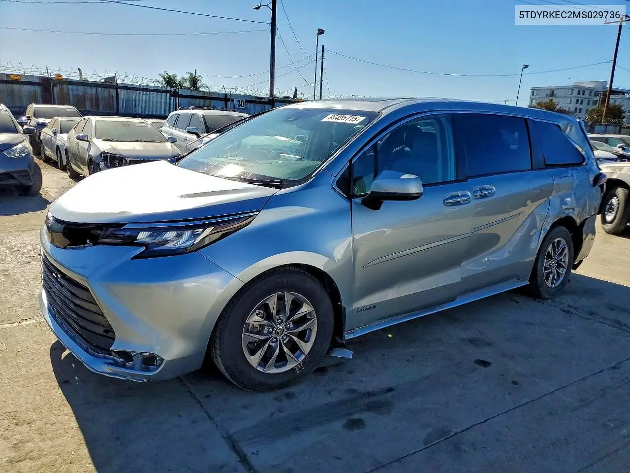 Toyota Sienna (IV)