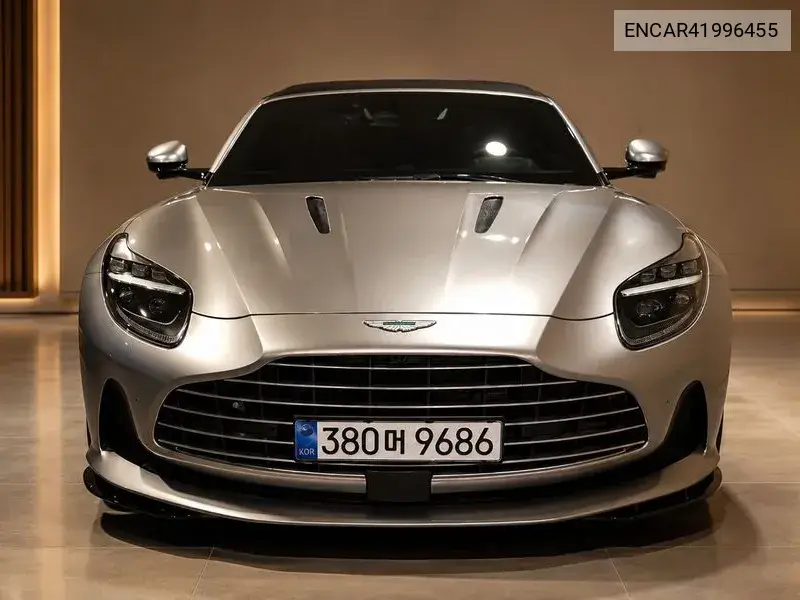 2025 Db12 4.0 V8 Volante