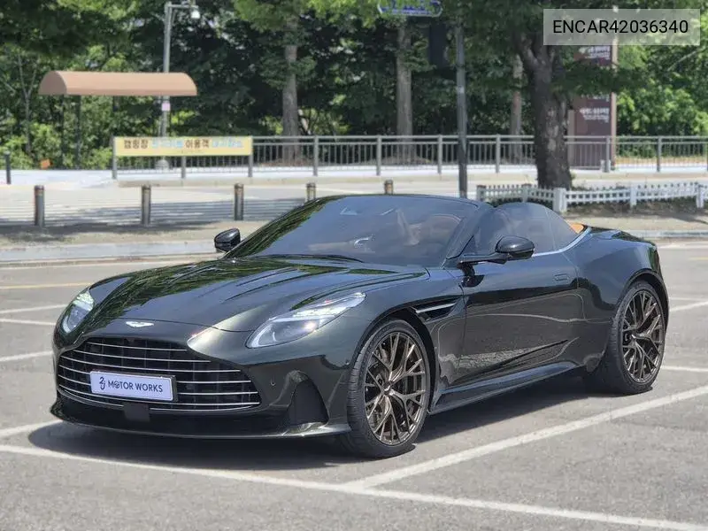 2025 Db12 4.0 V8 Volante