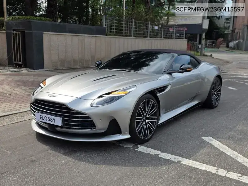 2025 Db12 4.0 V8 Volante