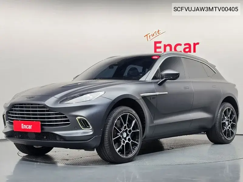 2020 Dbx 4.0 V8