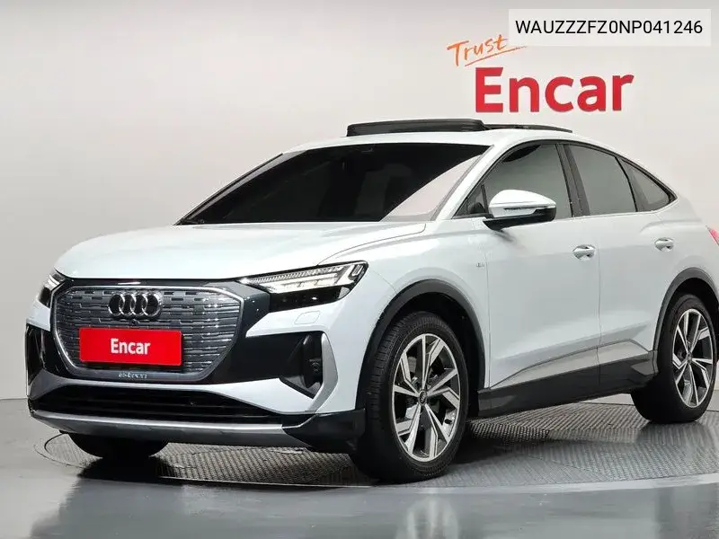 2022 Q4 E-Tron (F4) 40 Premium Sportback