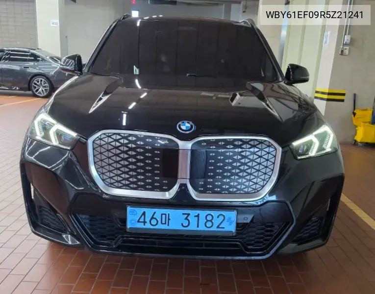 2024 Ix1 (U11) xDrive 30 M Sports