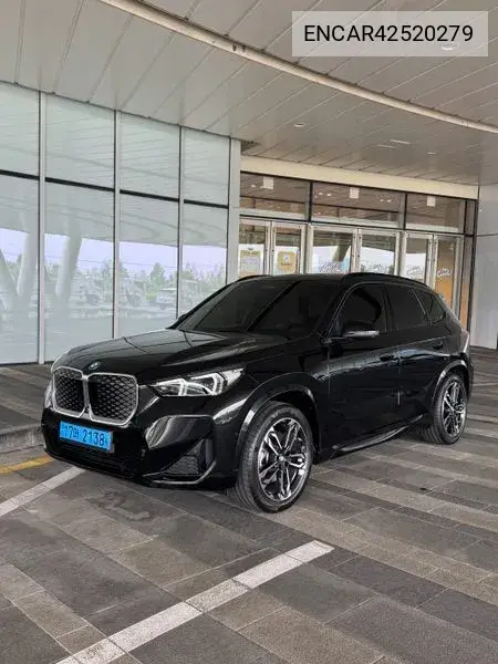 2026 Ix1 (U11) xDrive 30 M Sports