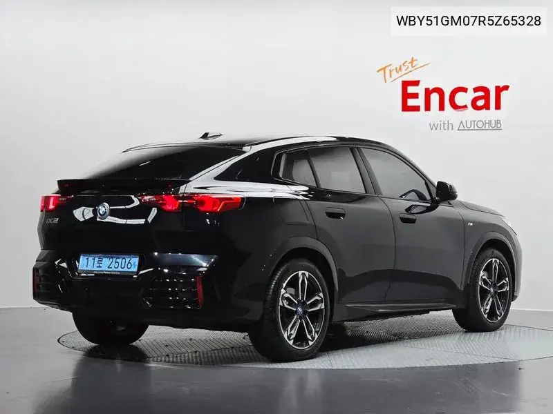 2024 Ix2 (U10) Edrive 20 M Sports