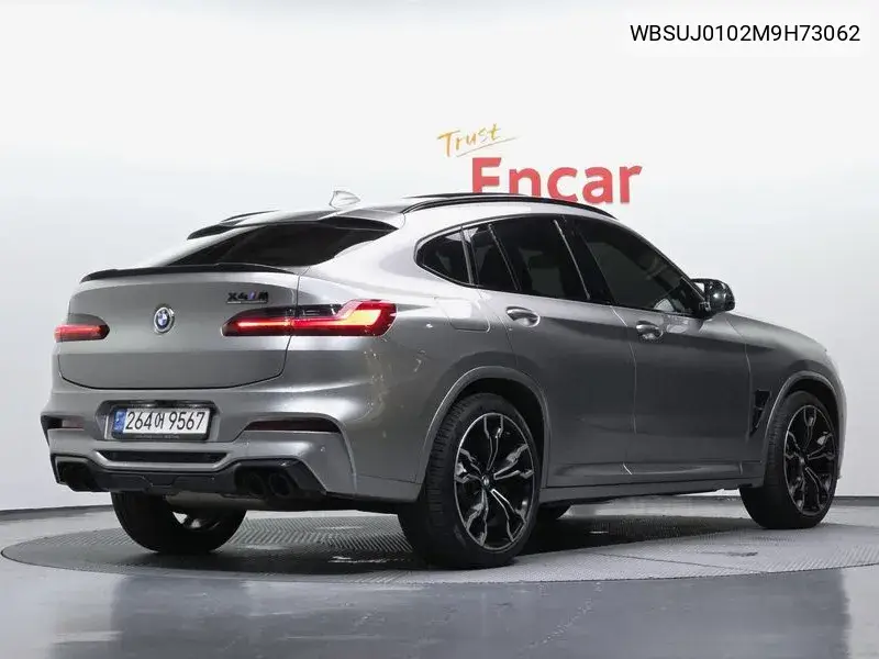 2021 X4M (G02) 3.0 Competition Carbon Package