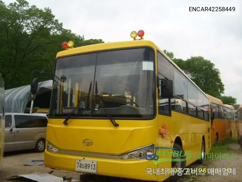 2014 Daewoo Bus-Bs 090 67-Seater