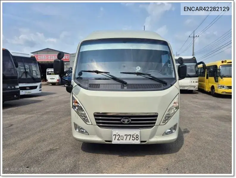 2019 Lestar 25-Seater