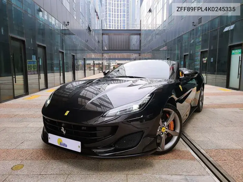 2019 Portofino 3.9 V8