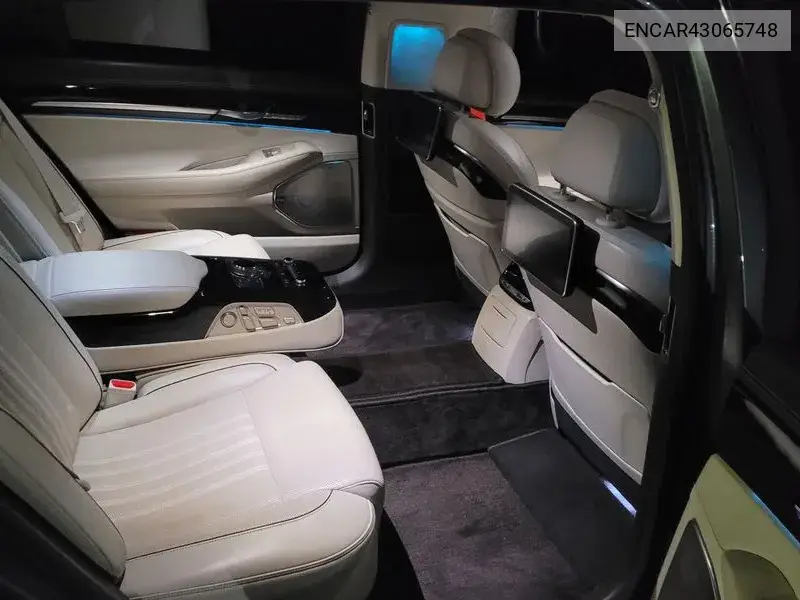 2016 Eq900 5.0 Gdi Awd Limousine Prestige