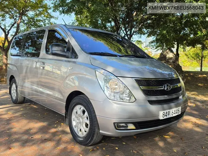 2013 Grand Starex 5-Seater Van Cvx Premium