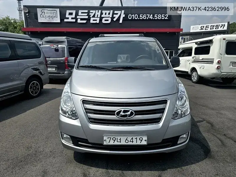 2016 Grand Starex