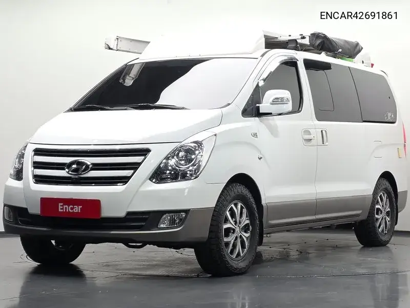 2016 Grand Starex