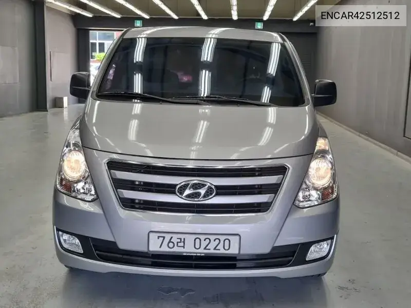 2017 Grand Starex