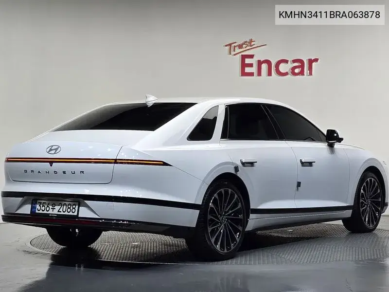 2024 Grandeur Hybrid (Gn7) Calligraphy