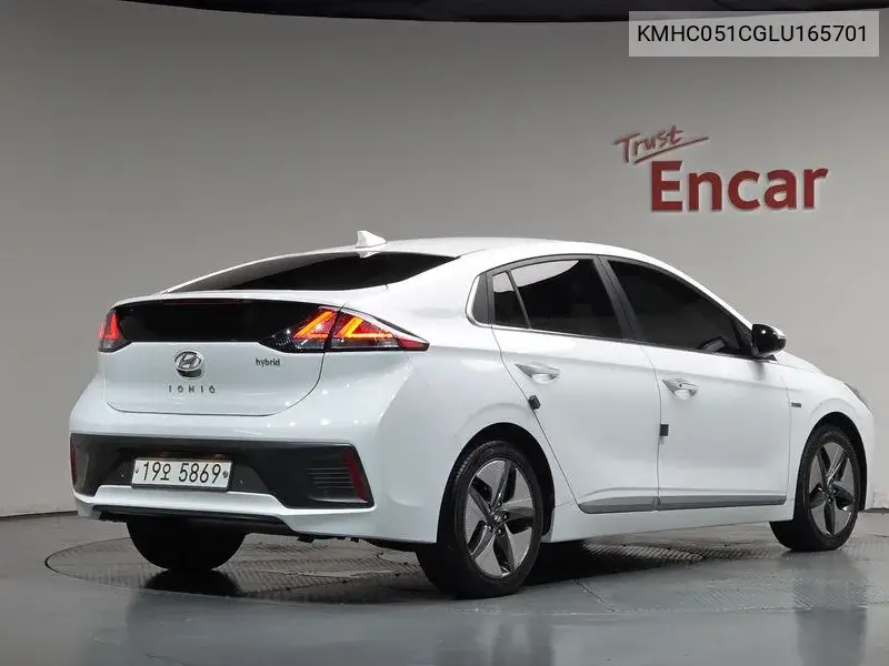 2019 The New Ioniq Hybrid 1.6 Hev Q