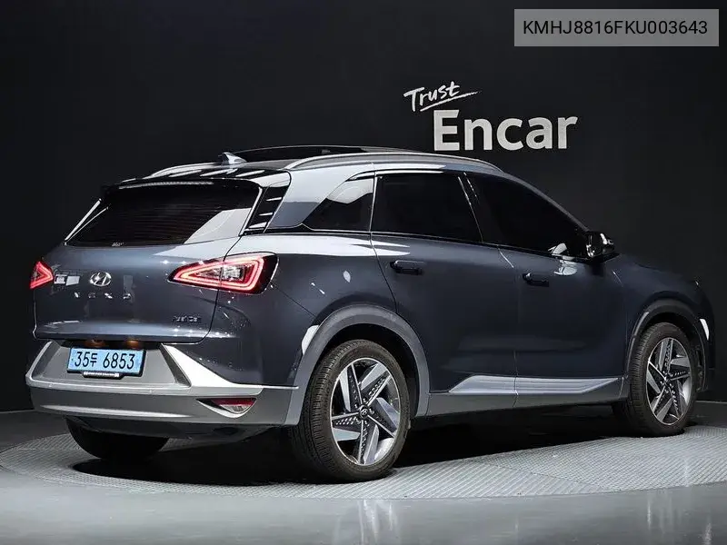 2019 Nexo Premium