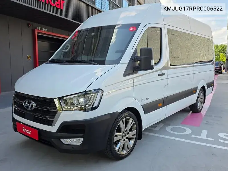 2024 Solati 15-Seater Luxury
