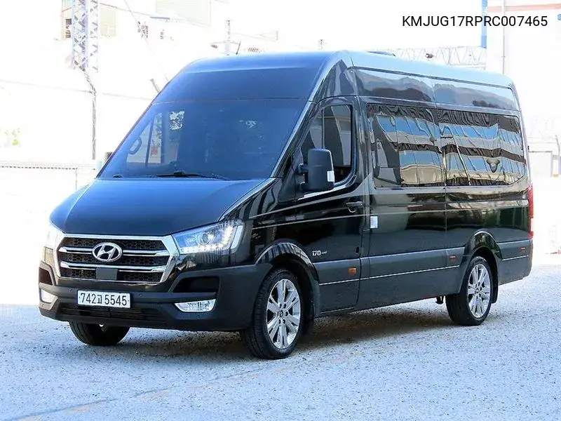 2024 Solati 15-Seater Luxury
