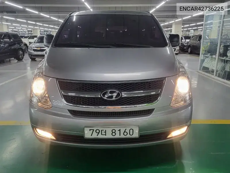 2014 Grand Starex 12-Seater Wagon Cvx Premium