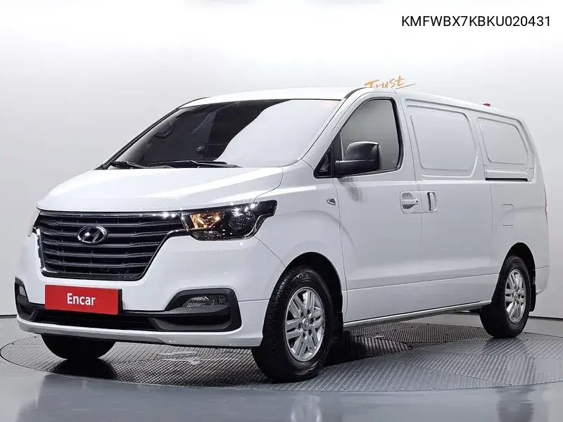 2018 The New Grand Starex Van 3-Seater Smart