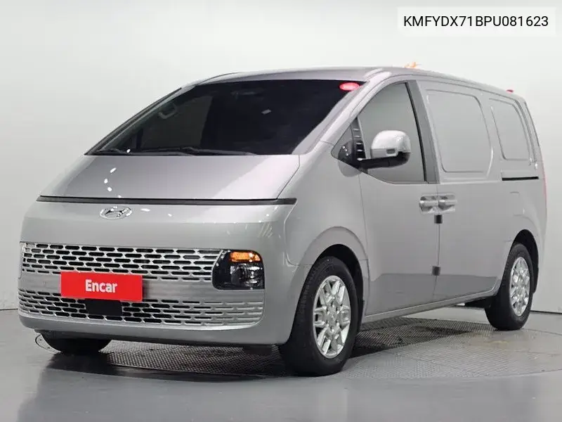 2022 Staria Cargo 3-Seater Modern