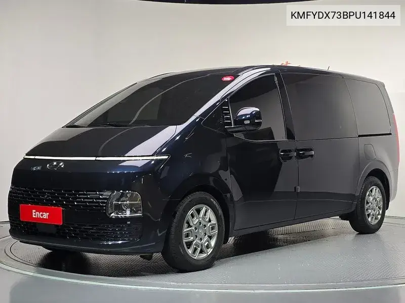 2023 Staria L3.5 Cargo 3-Seater Modern