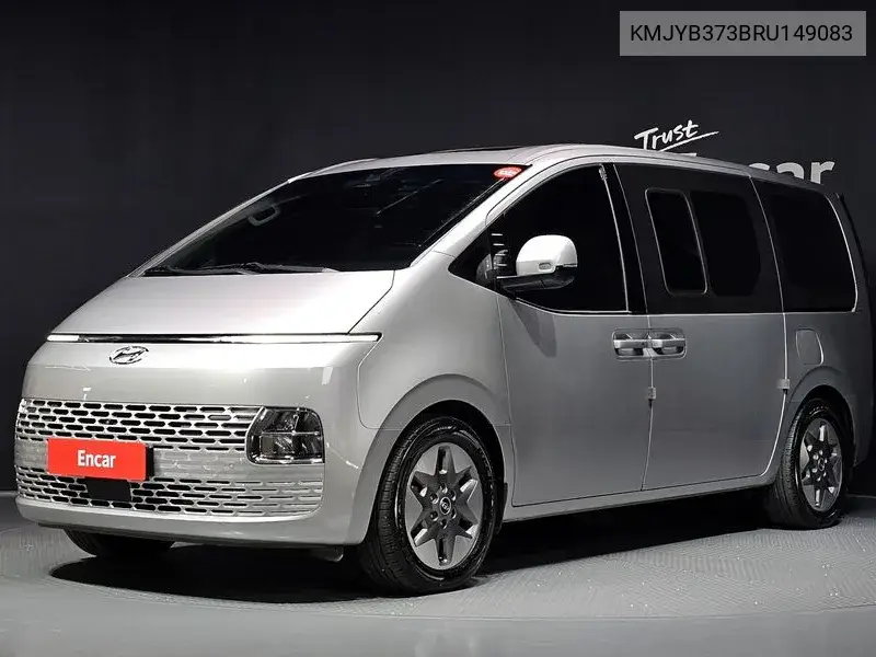 2023 Staria L3.5 Tourer 11-Seater Modern