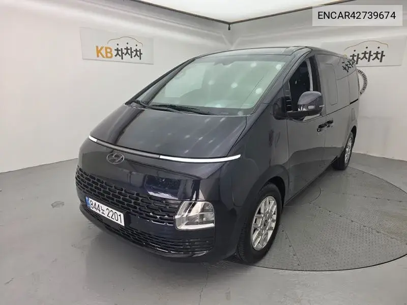 2024 Staria L3.5 Cargo 5-Seater Modern
