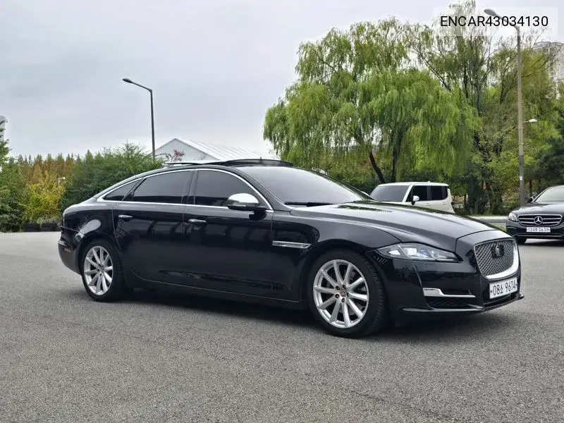 2017 All New Xj 3.0D Premium Luxury Lwb X351