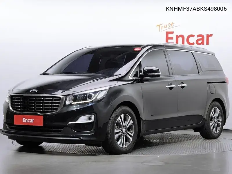 2018 The New Carnival 11-Seater Prestige