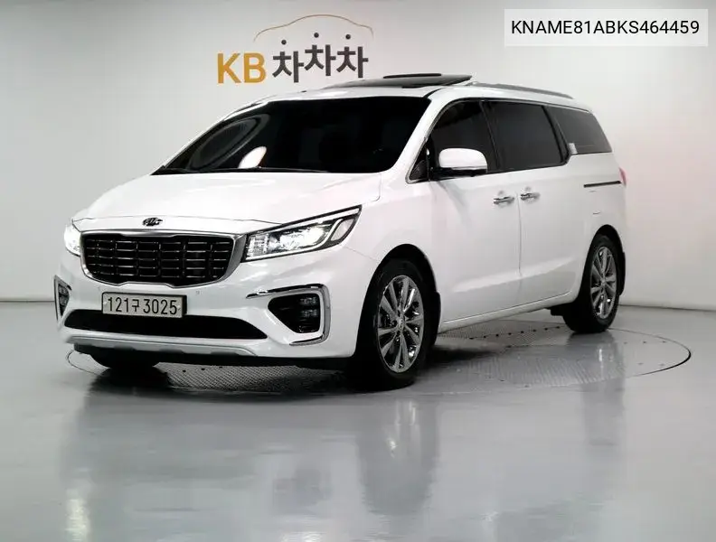 2018 The New Carnival 9-Seater Noblesse Special