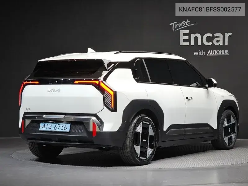 2024 Ev3 Standard 2Wd Earth