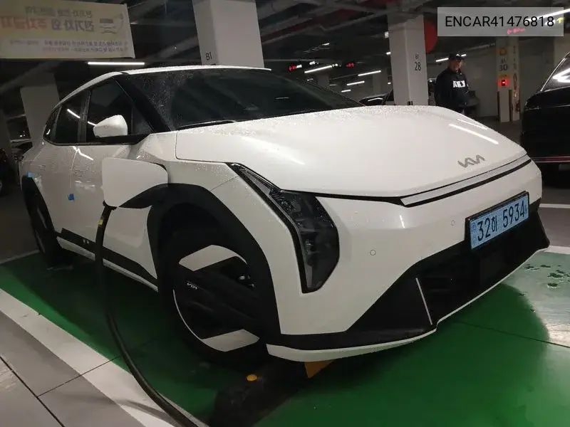 2025 Ev4 Standard 2Wd Air