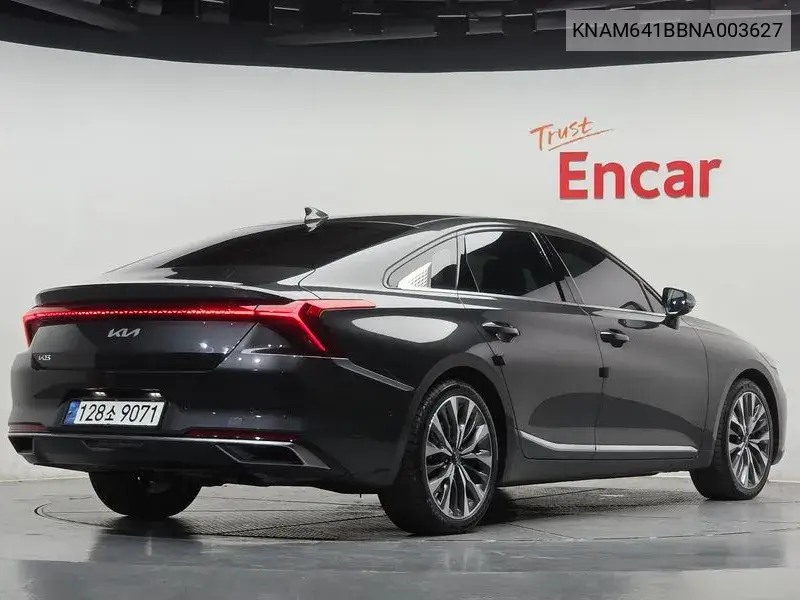 2021 K8 2.5 Gasoline 2Wd Signature