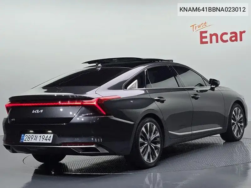 2021 K8 2.5 Gasoline 2Wd Signature